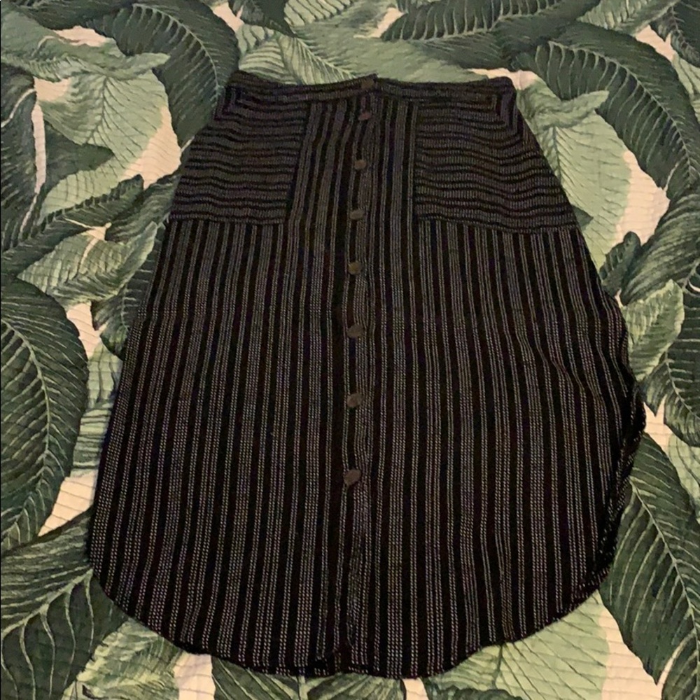 Gap black and white skirt